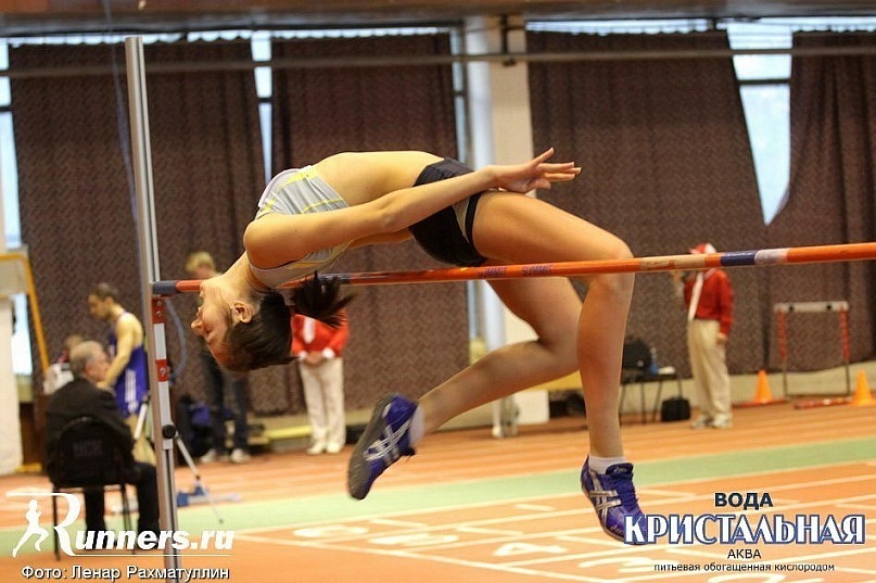 Журило Татьяна 16 лет.
лёгкая атлетика(прыжки в высоту), волейбол